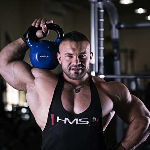 KNV28 BLUE KETTLEBELL ŻELIWNY POKRYTY WINYLEM HMS KNV28 BLUE KETTLEBELL ŻELIWNY POKRYTY WINYLEM HMS