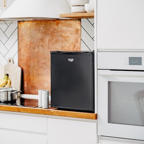 Chłodziarka termoelektryczna ADLER AD 8089 Chłodziarka termoelektryczna ADLER AD 8089