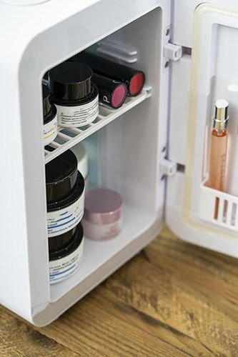 Mini lodówka z lustrem ADLER AD 8085 Mini lodówka z lustrem ADLER AD 8085