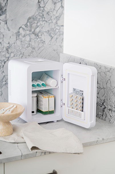 Mini lodówka z lustrem ADLER AD 8085 Mini lodówka z lustrem ADLER AD 8085