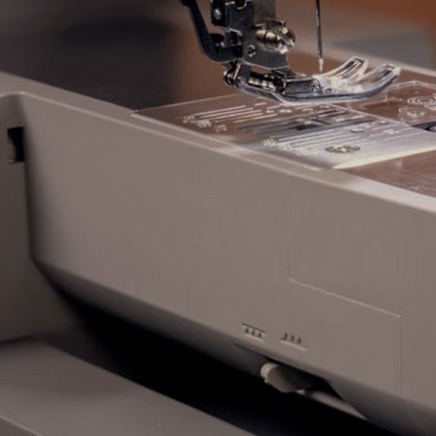 Maszyna do szycia Singer HD 6805 Maszyna do szycia Singer HD 6805