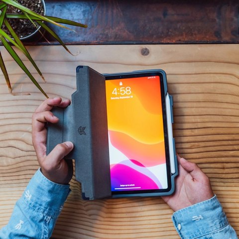 STM Dux Plus - Etui pancerne iPad 11" (2025) / 10.9" (2022) MIL-STD-810G z uchwytem Apple Pencil (Black) wersja EDU/COM STM Dux Plus - Etui pancerne iPad 11" (2025) / 10.9" (2022) MIL-STD-810G z uchwytem Apple Pencil (Black) wersja EDU/COM