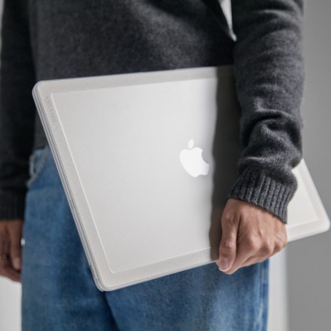 Incase Edge Hardshell Case - Etui MacBook Air 15" M4 (2025) / M3 (2024) / M2 (2023) (Clear) Incase Edge Hardshell Case - Etui MacBook Air 15" M4 (2025) / M3 (2024) / M2 (2023) (Clear)