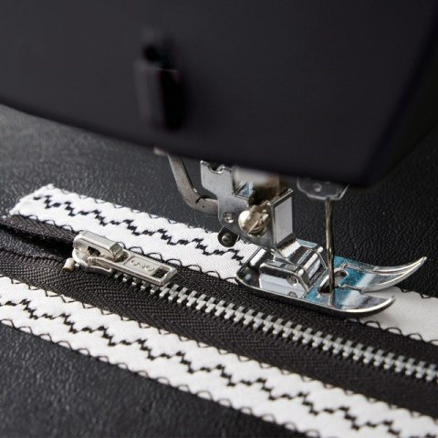 Maszyna do szycia Singer 4432 Black Maszyna do szycia Singer 4432 Black