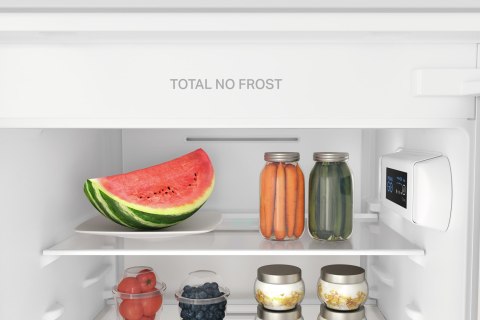 Chłodziarko-zamrażarka INDESIT INC18 T112