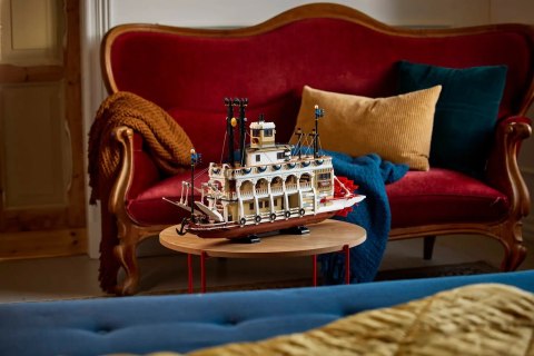 LEGO Ideas 21356 Parowiec rzeczny