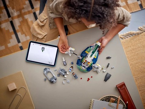 LEGO Star Wars 75433 Statek kosmiczny Jango Fetta