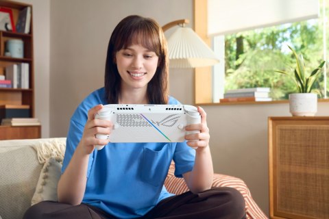 ASUS ROG Ally RC73YA-NH002W Ryzen Z2 A 7.0"FHD Touch 120Hz IPS-level 500nits Glossy 16GB LPDDR5X SSD512 Radeon Graphics 60WHrs W