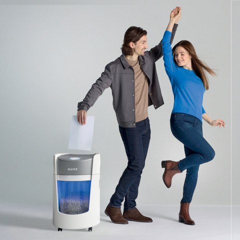 Niszczarka Leitz IQ OptiMax Small Office 350, 22l, P5, 8 kartek, Automatyczny Start/Stop, Funkcja cofania, Obrotowy pojemnik - 3 Niszczarka Leitz IQ OptiMax Small Office 350, 22l, P5, 8 kartek, Automatyczny Start/Stop, Funkcja cofania, Obrotowy pojemnik - 3