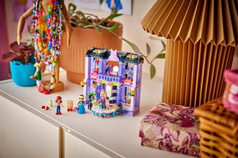 LEGO Friends 42685 Pokaz mody w Heartlake