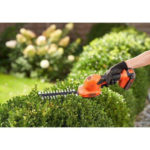 Nożyce do żywopłotu akumulatorowe 18V, 20cm BCSS18D1-QW BLACK+DECKER