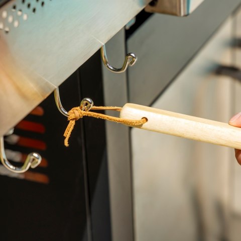 Grill gazowy Black+Decker BXOG16550E (4 palniki x 3.6 kW + 1 palnik 2.1 kW)